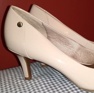 Life Strides Heels SZ 9